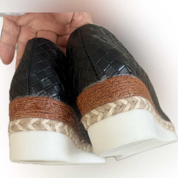 SOLD - Women’s Black Woven Platform Espadrille Flats - Size 8.5 - Picture 7 of 10